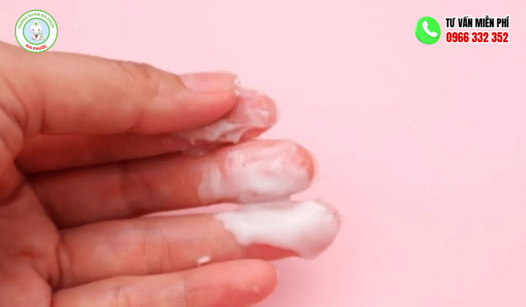 Hình Ảnh Khí Hư Bất Thường: Màu Sắc, Mùi & Cách Nhận Biết 3 Hình ảnh khí hư bất thường